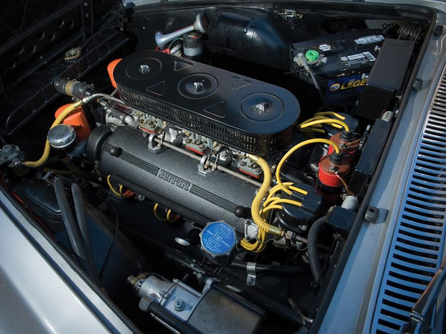  Ferrari 250 GTE 2+2 (Series III) 1963 года  (фото 20 из 22)